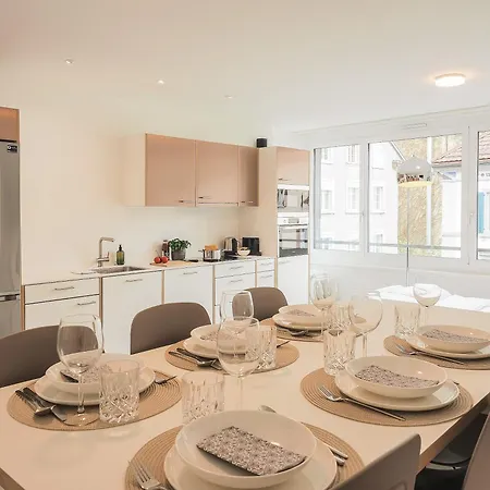 Modernes Hostel, In Shared Apartment, Wyba Living St. Gallen