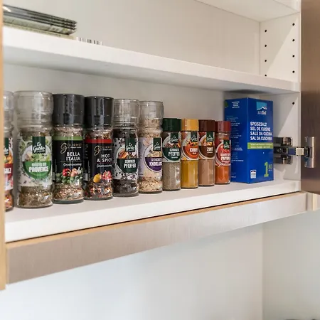 Modernes Hostel, In Shared Apartment, Wyba Living St. Gallen